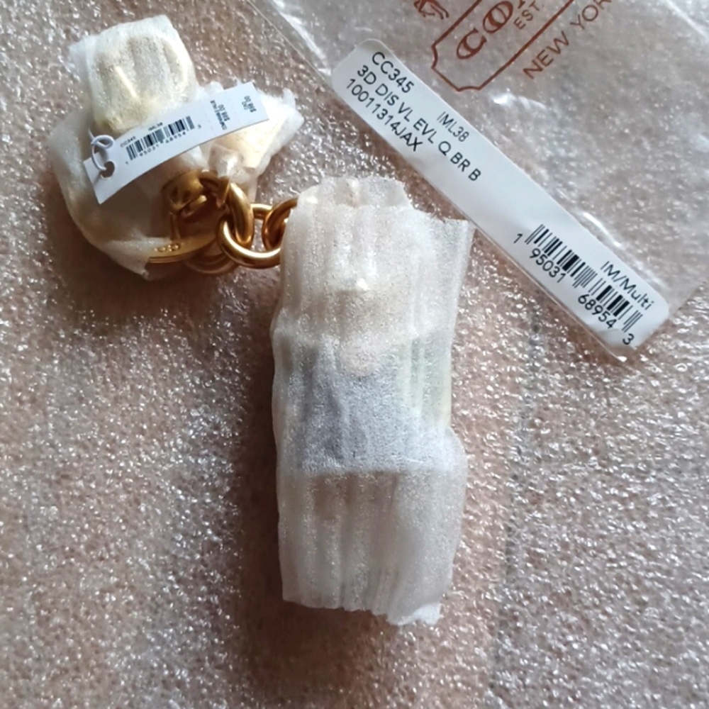 𝅺NWT Disney X Coach Evil Queen Bear Bag Charm - Picture 2 of 7